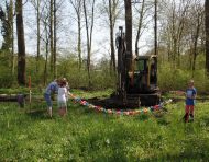 De feestelijke start van de aanleg van de nieuwe avontuurlijke speelplaats in Gouda Oost